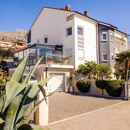 And Anka - With Open Jacuzzi Guest house Podstrana