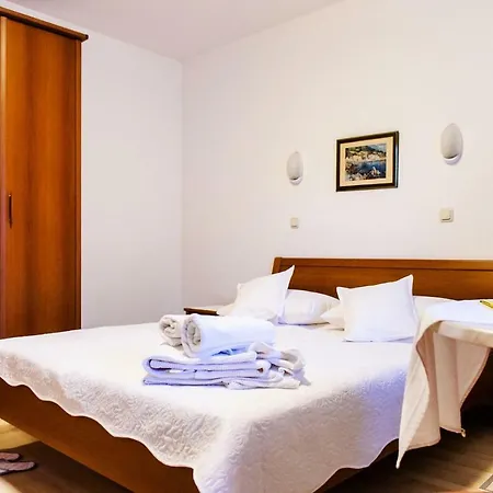 And Anka - With Open Jacuzzi Guest house 3*
