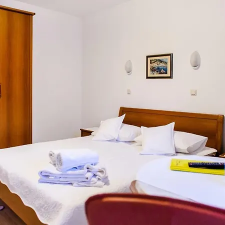 Guest house And Anka - With Open Jacuzzi